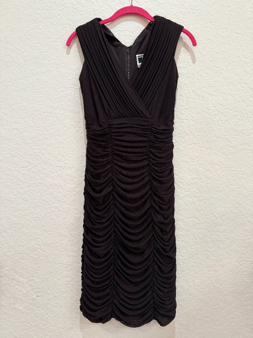 Tadashi Brown Ruched Surplice Bodycon Midi Dress M Sleeveless V Neck